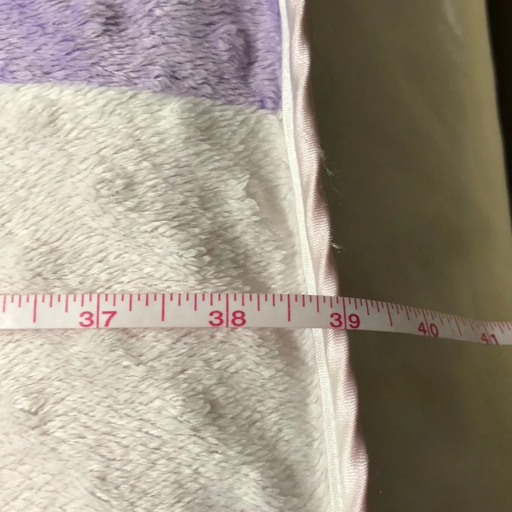 Color block baby blanket with solid fluffy lining